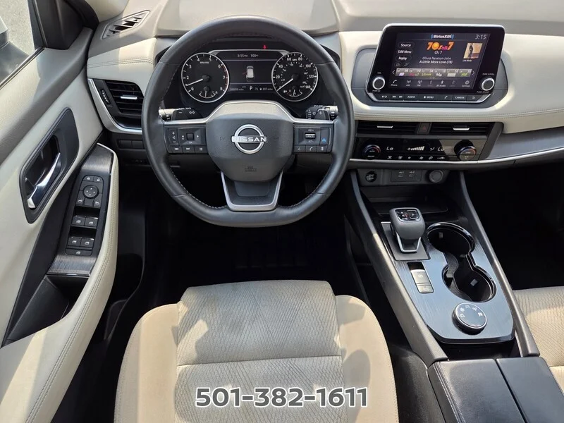 Used 2025 White Pearl NISSAN AWD SV image 14