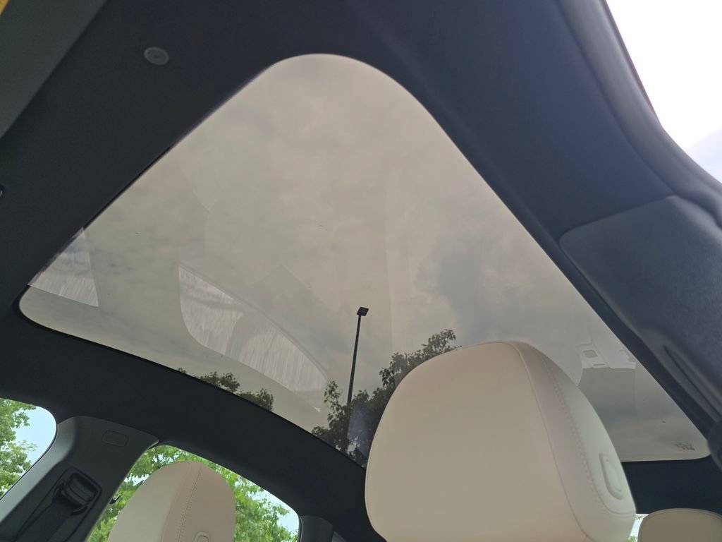 New 2027 Polar White Mercedes-Benz CLA 220 image 36