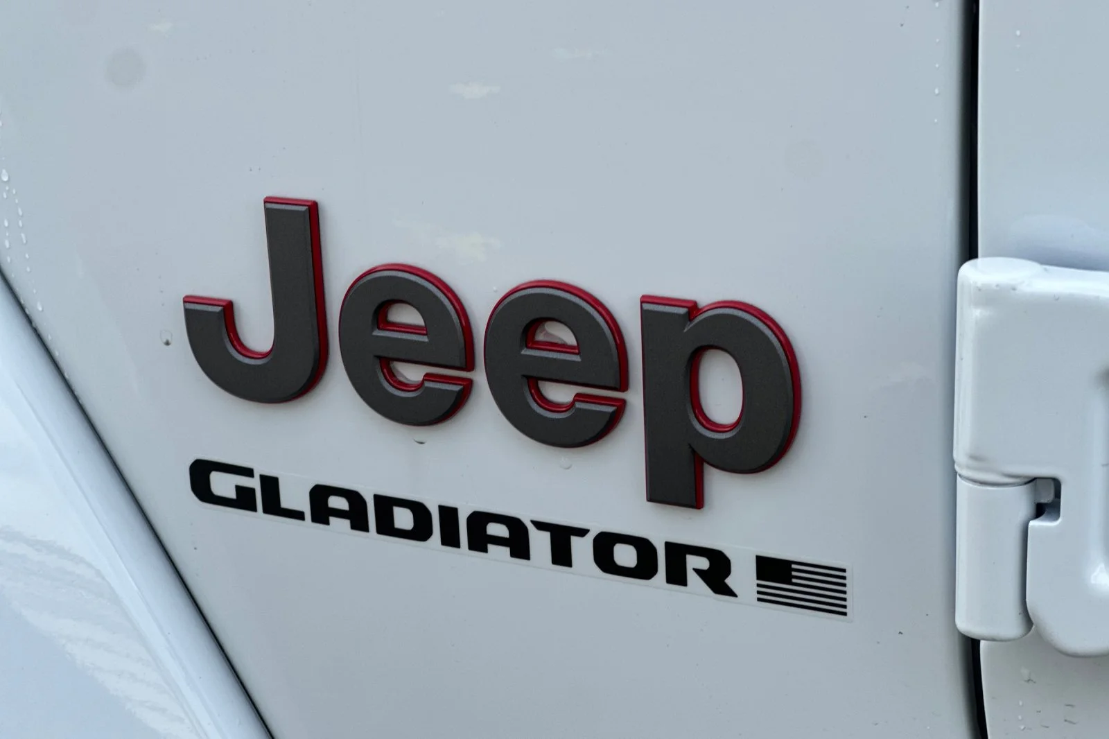 New 2026 Bright White Clear-Coat Exterior Paint Jeep Rubicon X image 26