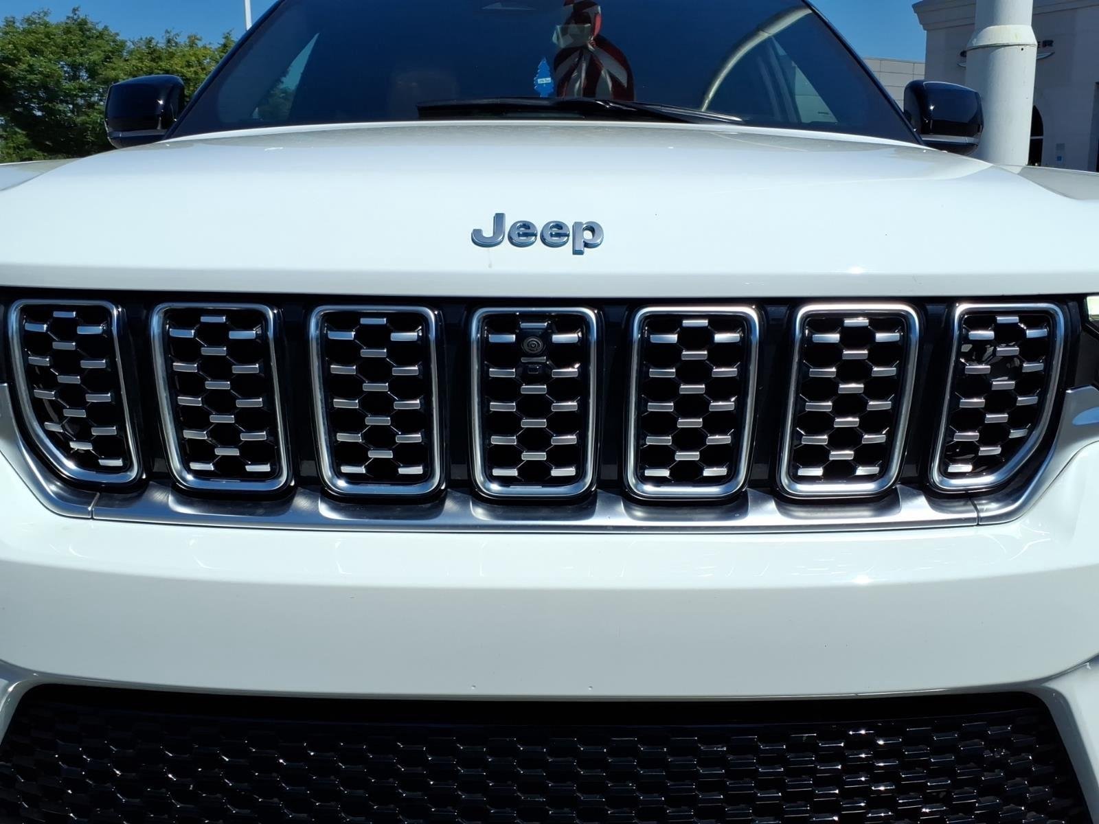 Used 2023 Bright White Clearcoat Jeep Summit image 16