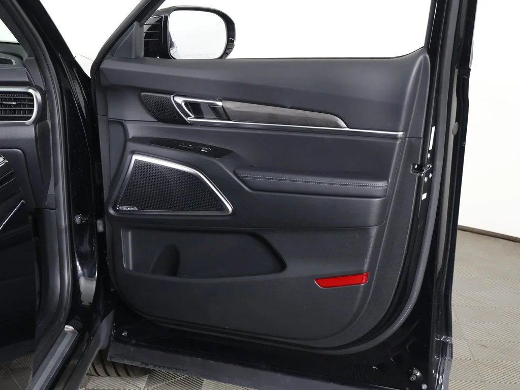 Certified Used 2025 Black Kia SX-Prestige X-Line image 32