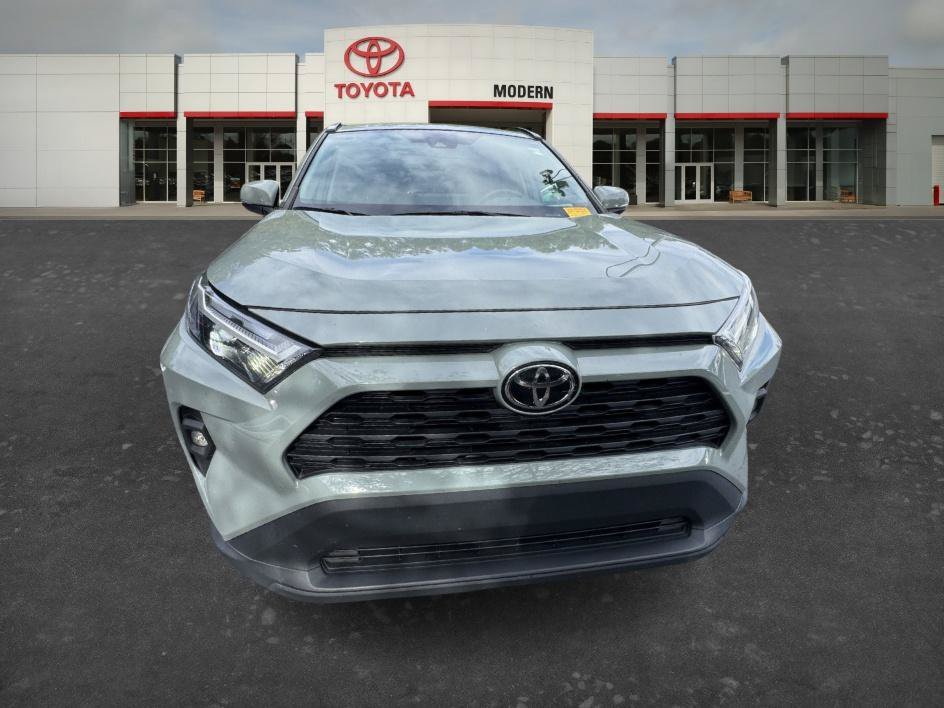 Certified Used 2022 Lunar Toyota XLE Premium image 3