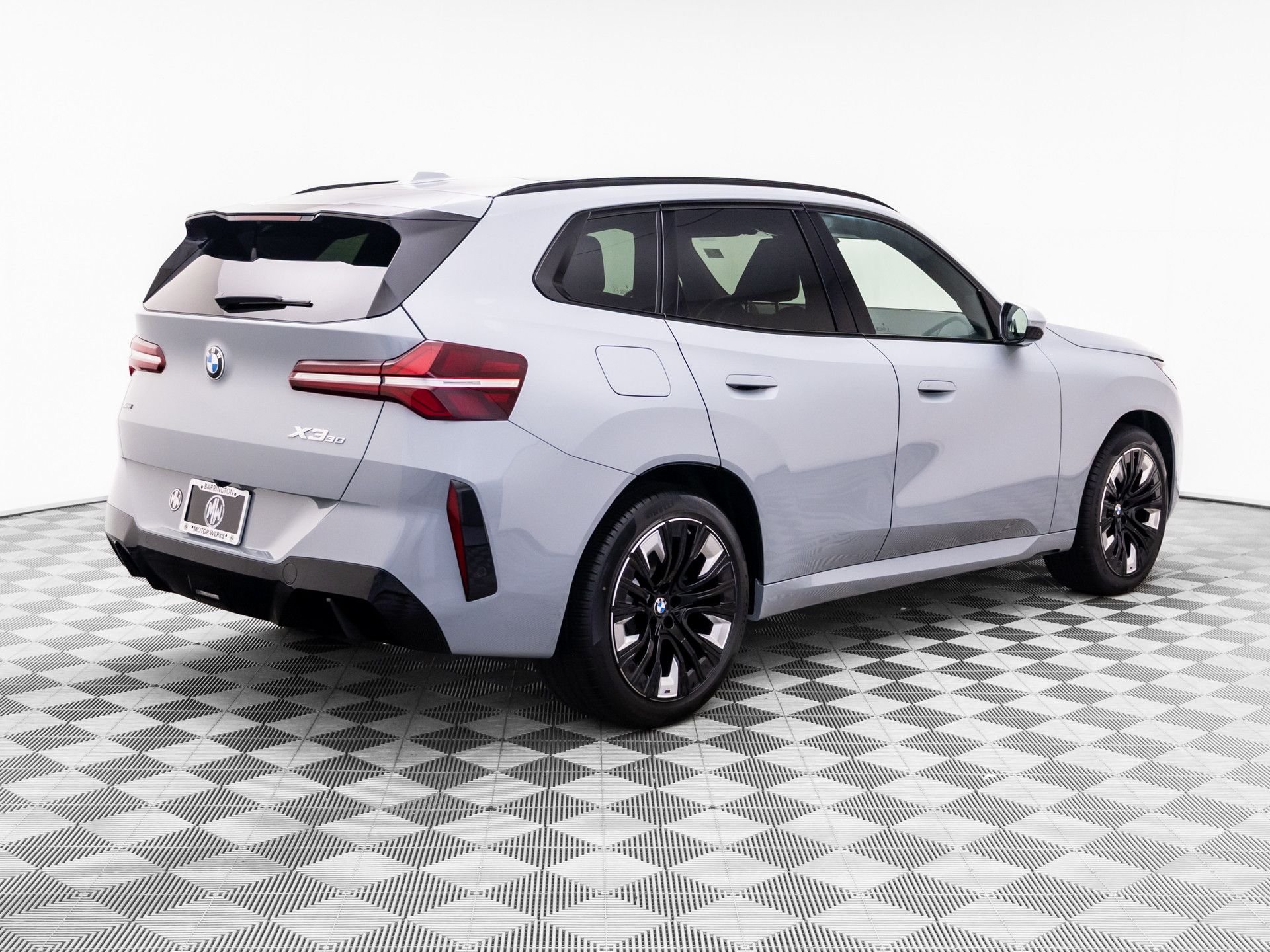 New 2026 Brooklyn Grey Metallic BMW 30 xDrive image 6