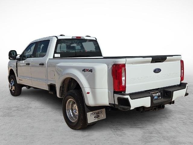 New 2026 Oxford White Ford F-350® XL image 32
