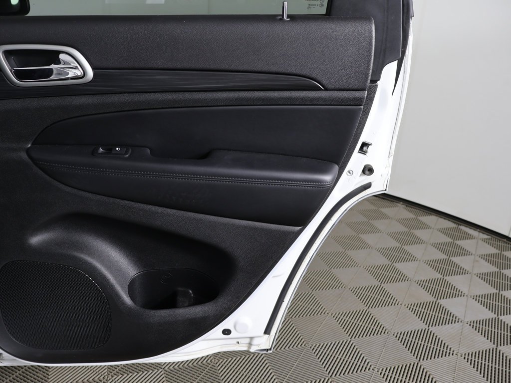 2020 Jeep Grand Cherokee Altitude - Photo 24