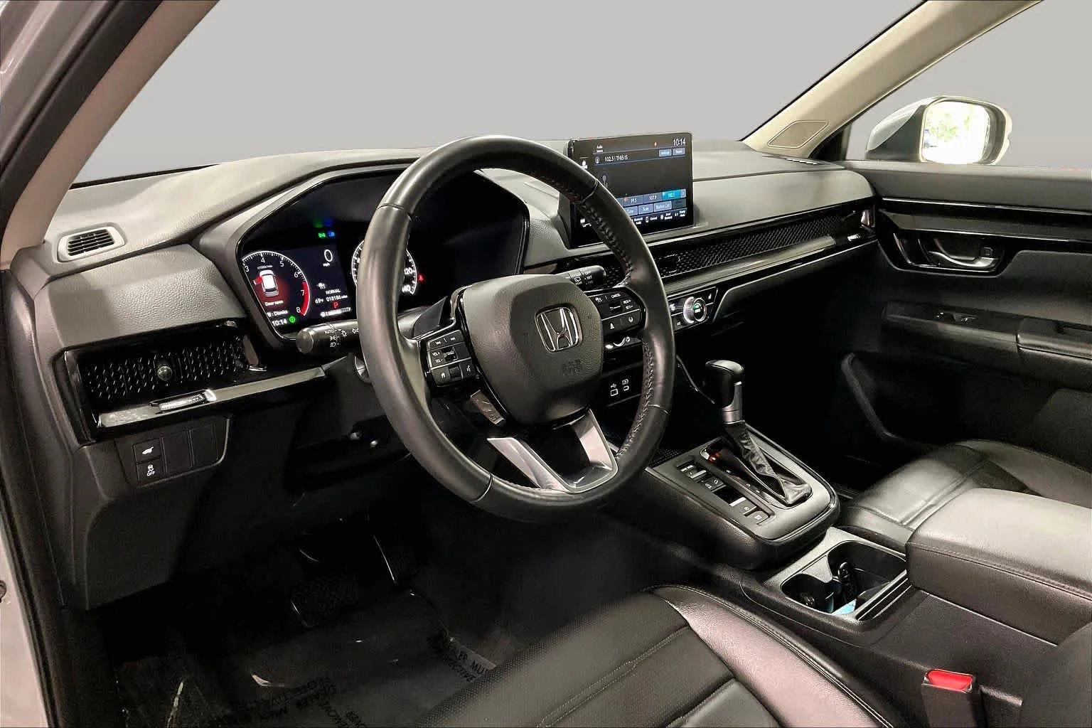 Used 2025 Solar Silver Metallic Honda EX-L image 18