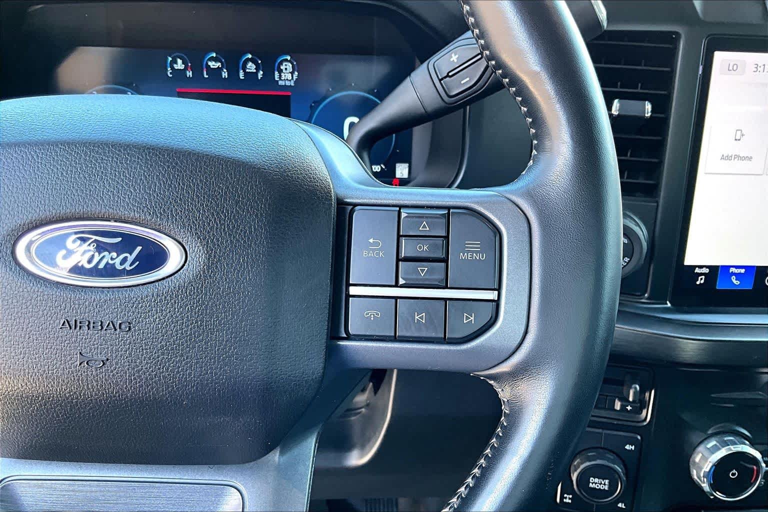 Used 2023 Star White Ford LARIAT image 25