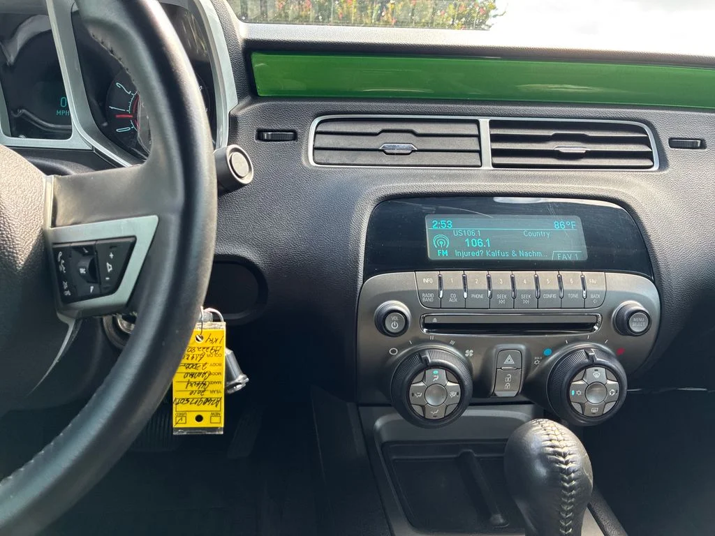 Used 2010 Green Chevrolet 1LT image 18