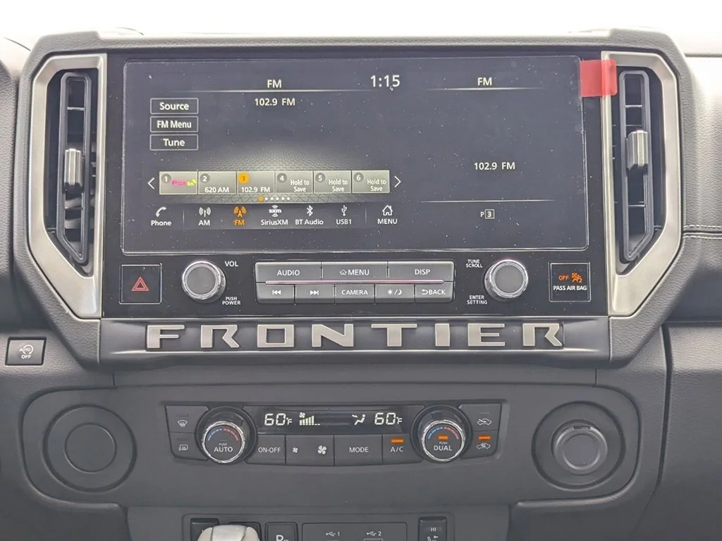 2025 Nissan Frontier SV - Photo 17