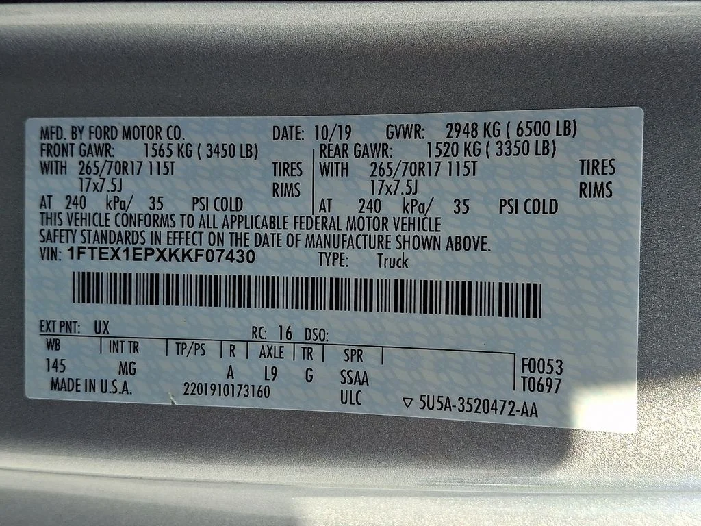 Used 2019 Silver Ford XLT image 26