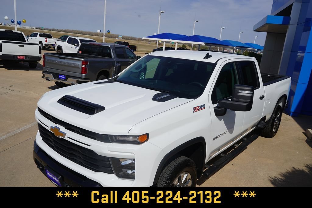 Used 2025 Summit White Chevrolet Custom image 14