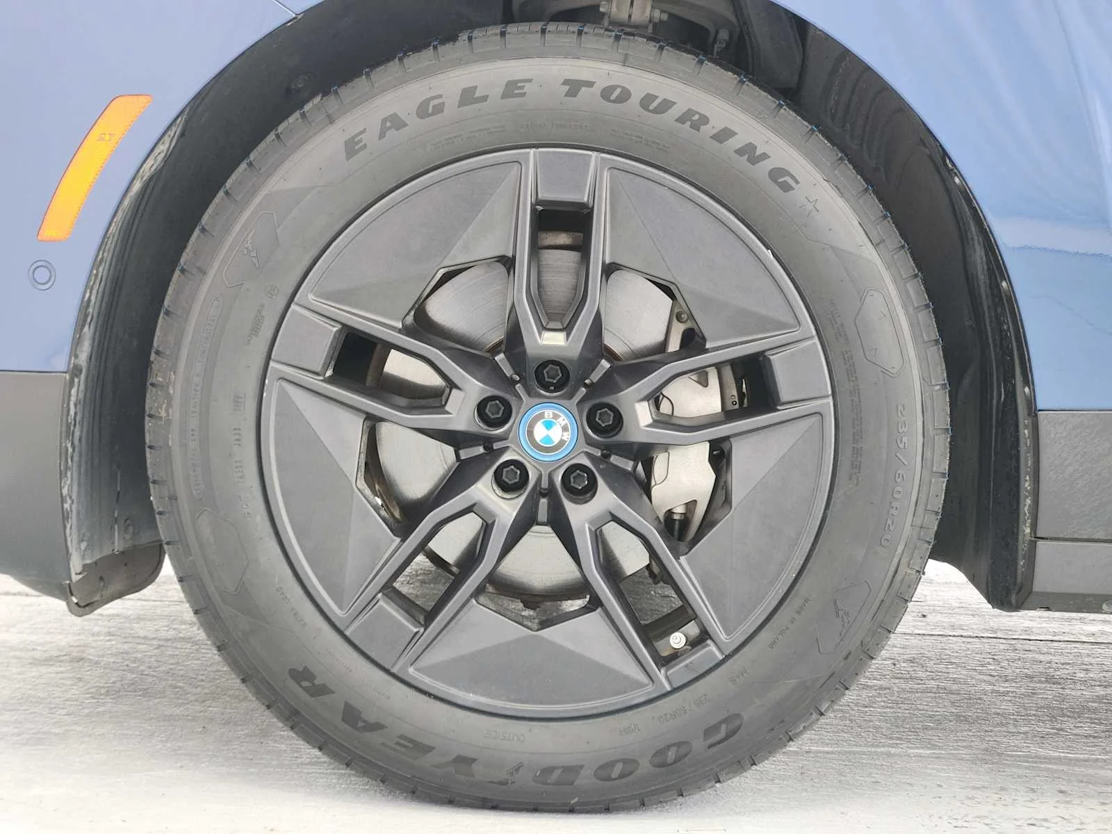 Certified Used 2023 Phytonic Blue Metallic BMW xDrive50 image 7