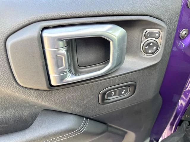 New 2026 Reign Exterior Paint Jeep  image 13