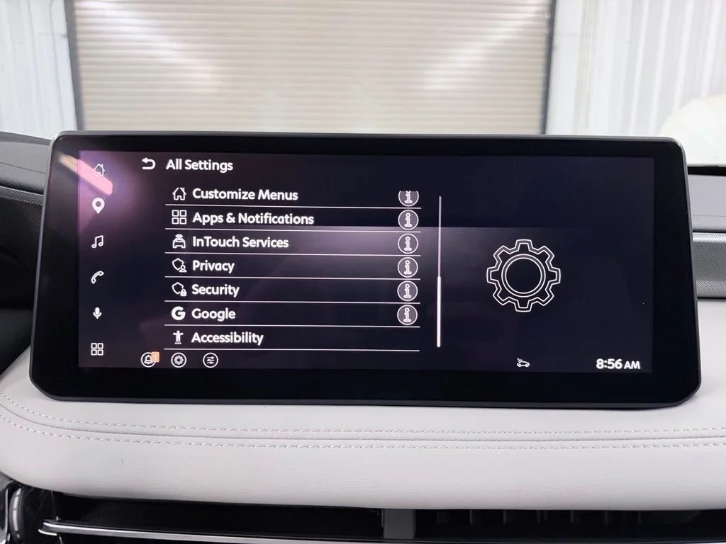 New 2027 RADIANT WHITE INFINITI Luxe AWD image 28