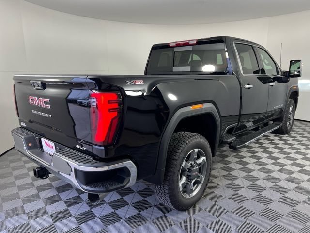 New 2026 Onyx Black GMC SLT image 7