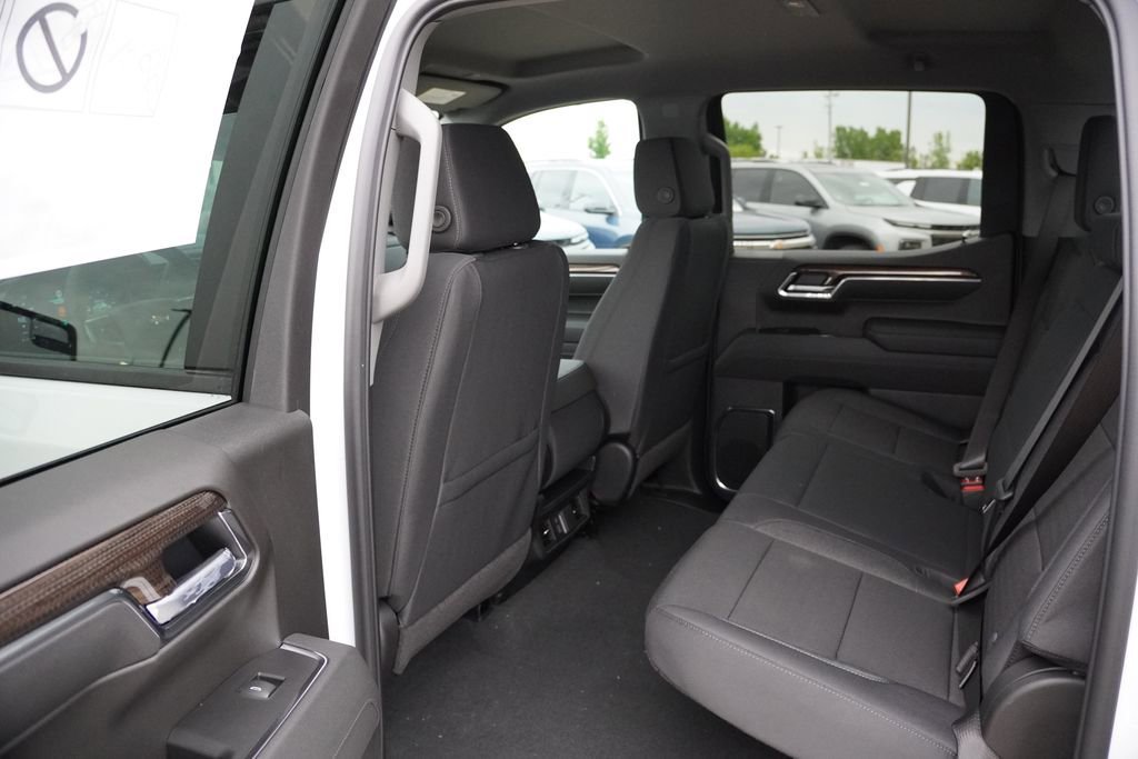 New 2026 Summit White Chevrolet LT image 11