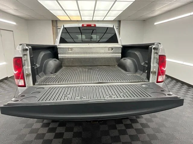 Used 2016 Silver Ram SLT image 18