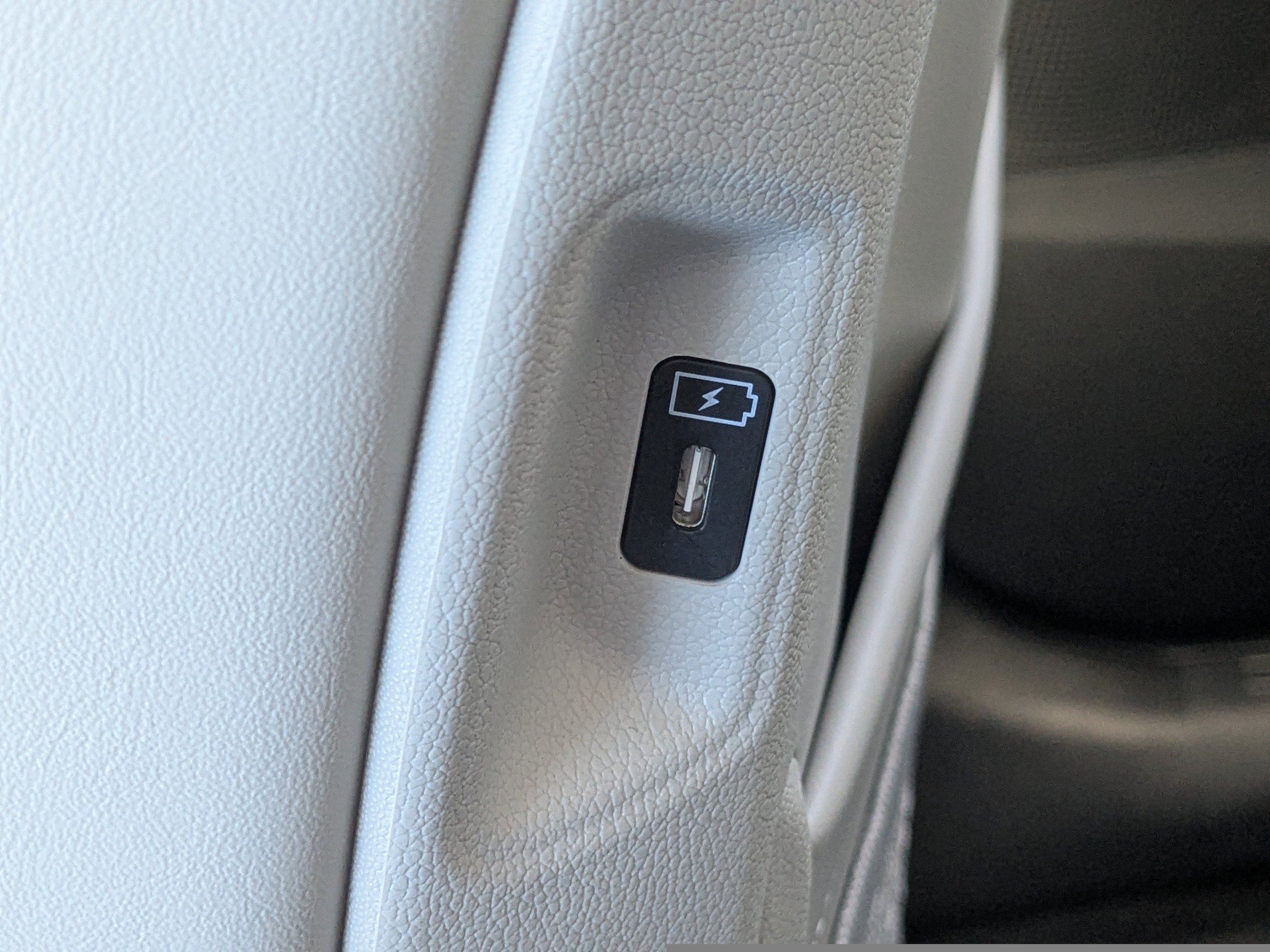 New 2026 Glacial White Pearl Kia S image 20