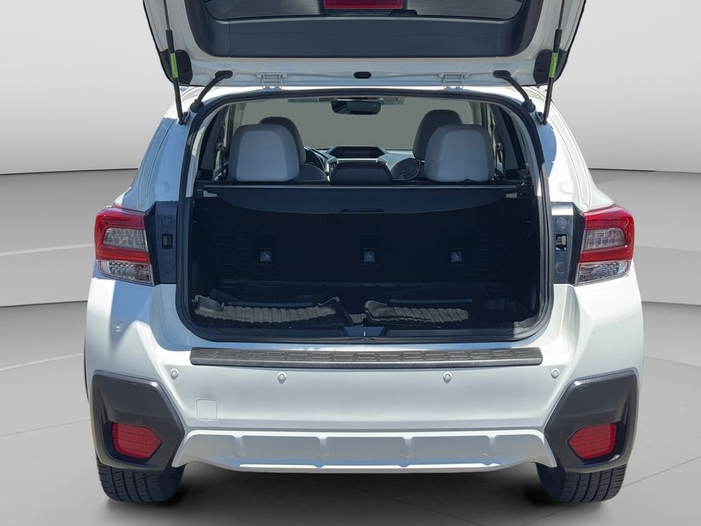 Used 2021 Crystal White Pearl Subaru Limited image 24