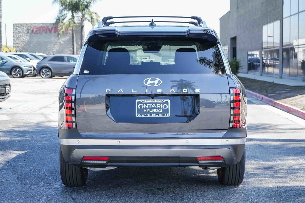 New 2026 Gray Hyundai SEL Premium image 8