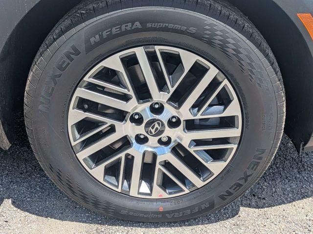 New 2026 White Hyundai SEL Premium FWD image 11