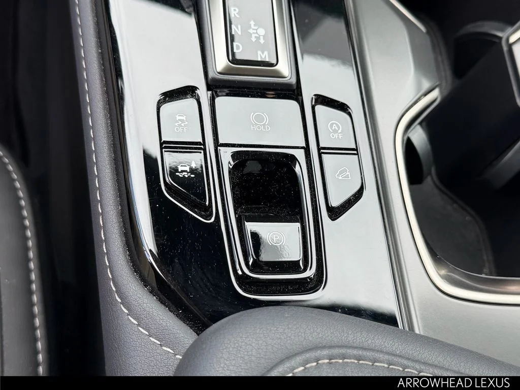 Used 2026 White Lexus 350 Premium image 31