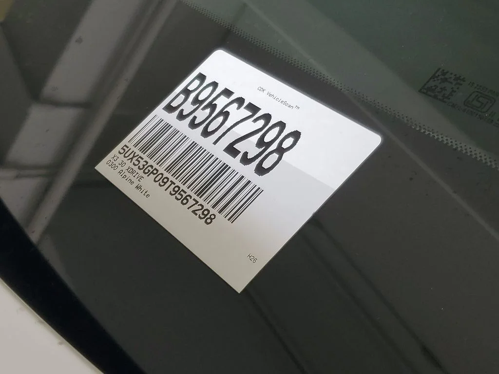 New 2026 White BMW 30 xDrive image 25