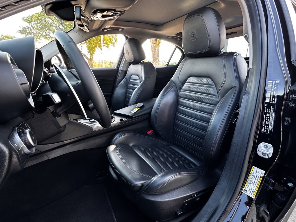 Used 2019 Black Alfa Romeo Ti Sport image 8