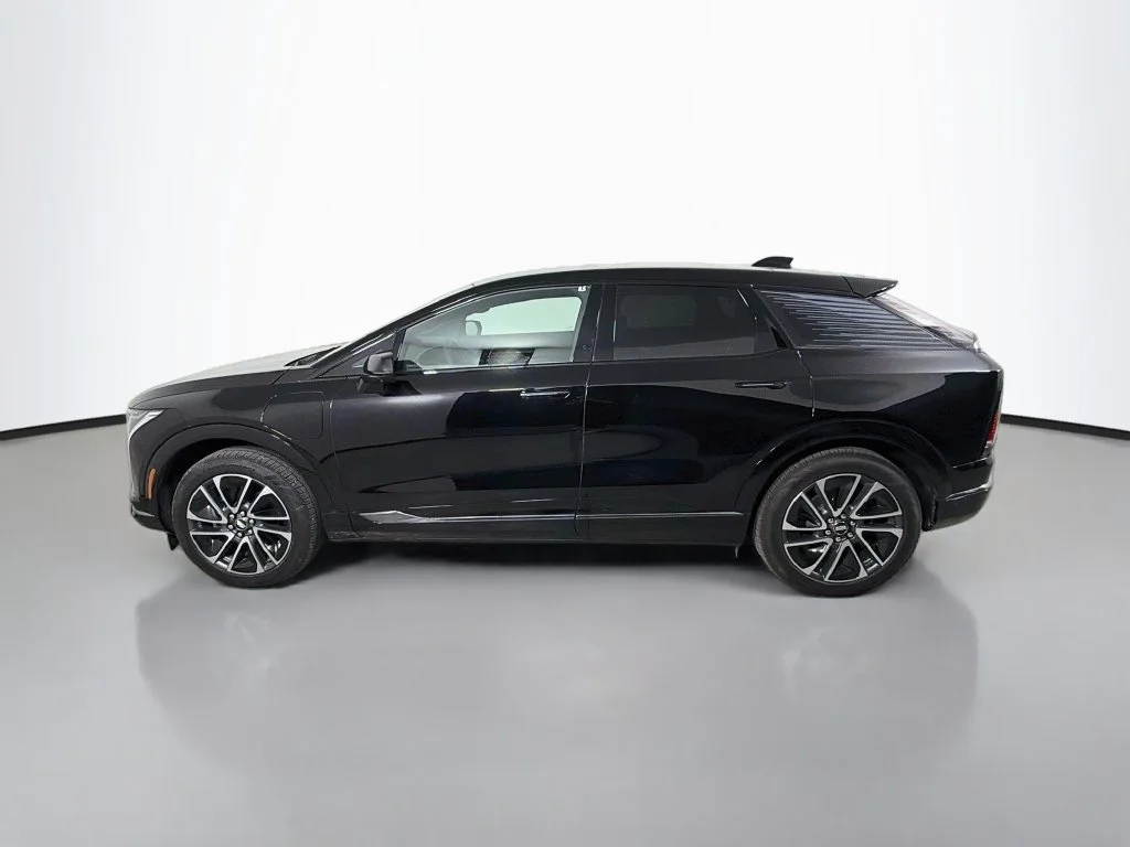 2026 Cadillac OPTIQ Sport - Photo 8