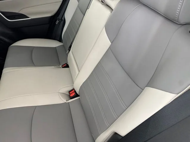 Used 2025 Beige Toyota XLE Premium image 29