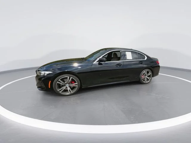 Used 2024 Black BMW 330i image 5