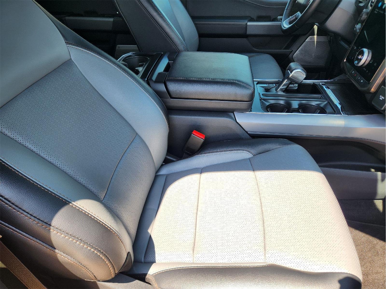 Used 2024 Antimatter Blue Ford LARIAT image 13