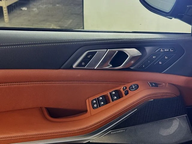 Used 2026 Green BMW ALPINA XB7 image 18