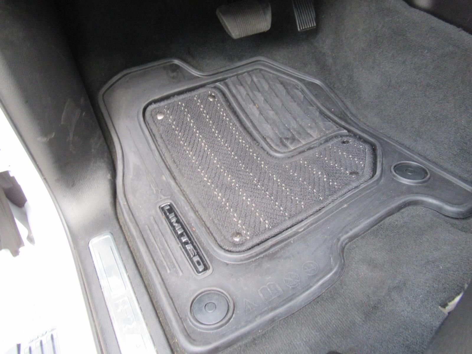 Used 2022 White Ram Limited image 36