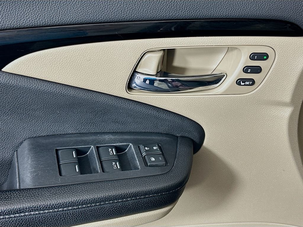 2016 Honda Pilot Elite - Photo 18