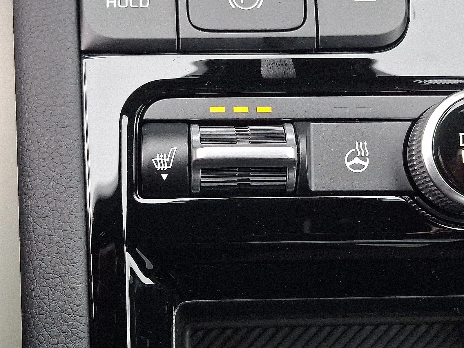 New 2026 Wolf Gray Kia GT-Line AWD image 18