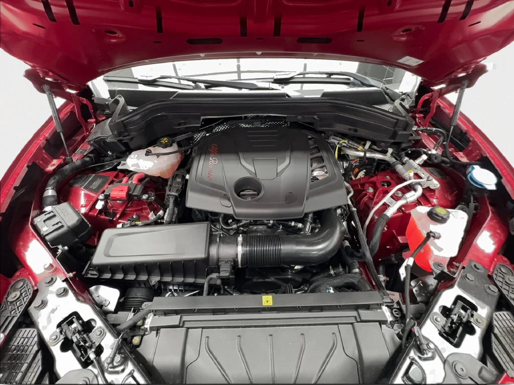 New 2026 Red Alfa Romeo Base image 21