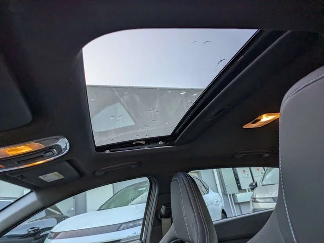 Used 2026 White Hyundai Base image 20