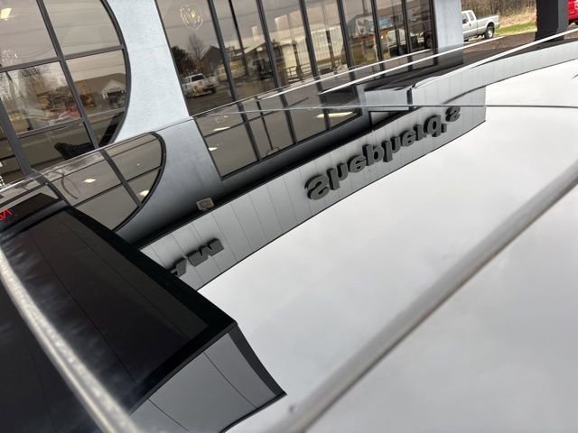New 2026 Diamond Black Crystal Pearl-Coat Exterior Paint RAM Limited image 4