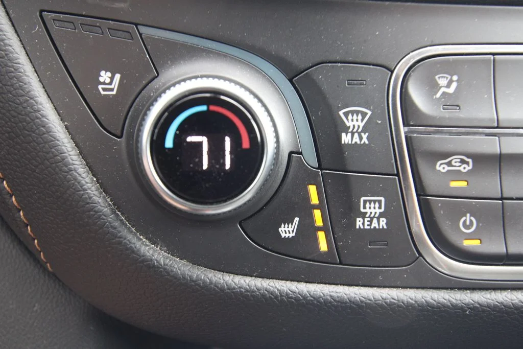 Used 2019 Cajun Red Tintcoat Chevrolet Premier image 29