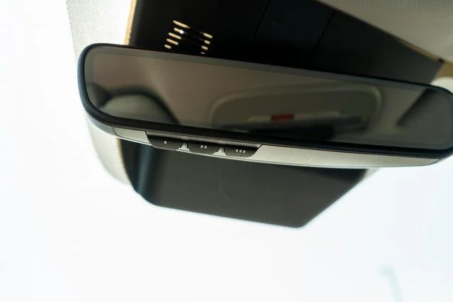 Used 2025 Black Kia EX image 38