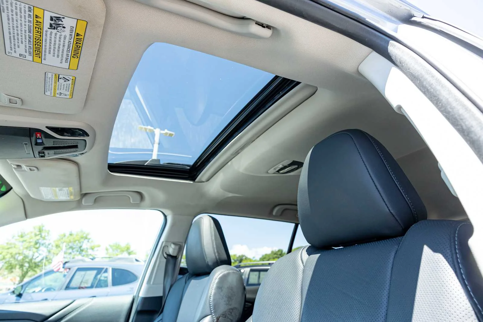 Used 2021 Silver Subaru Limited image 25