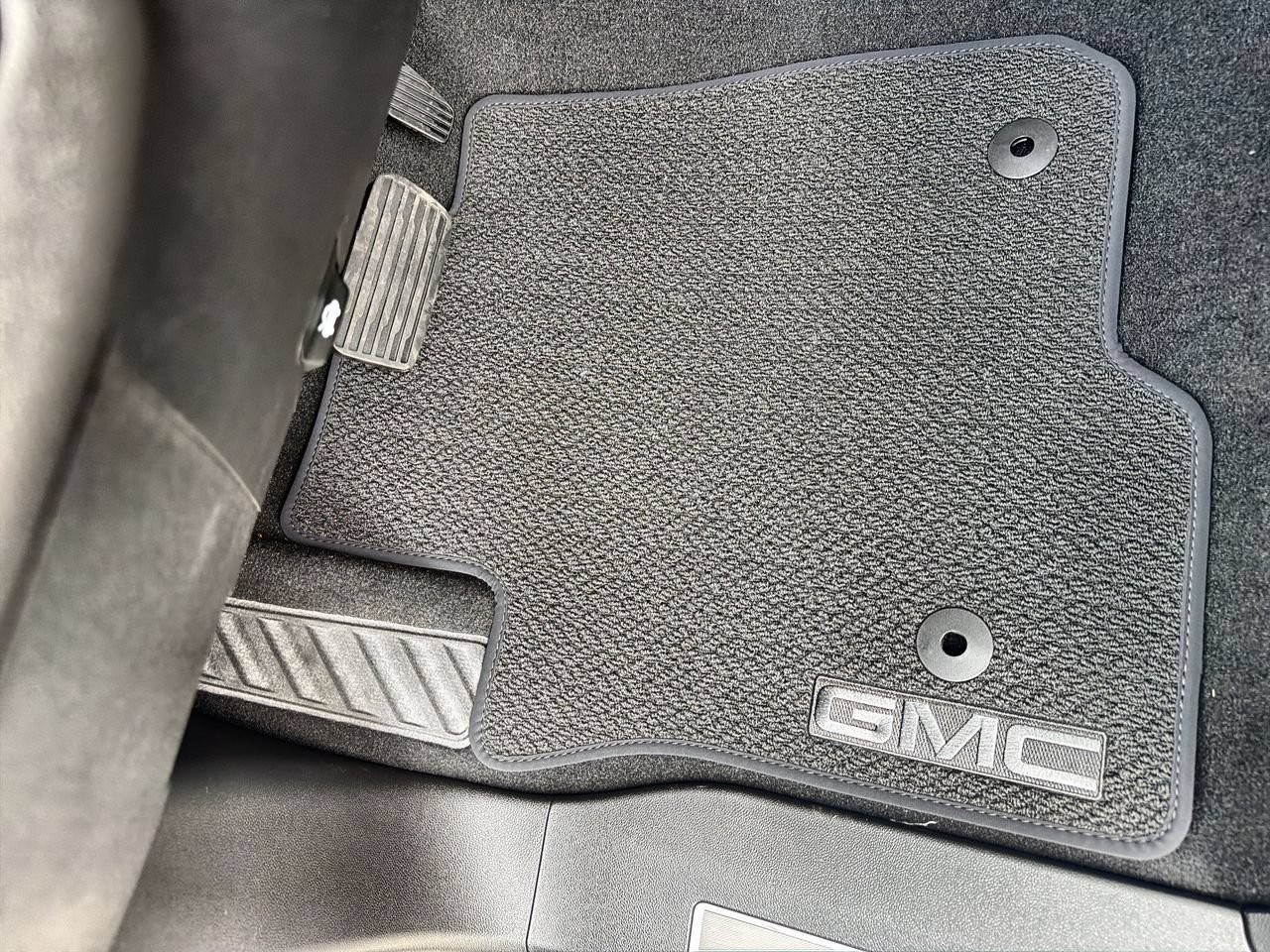 New 2026 Onyx Black GMC Denali image 30