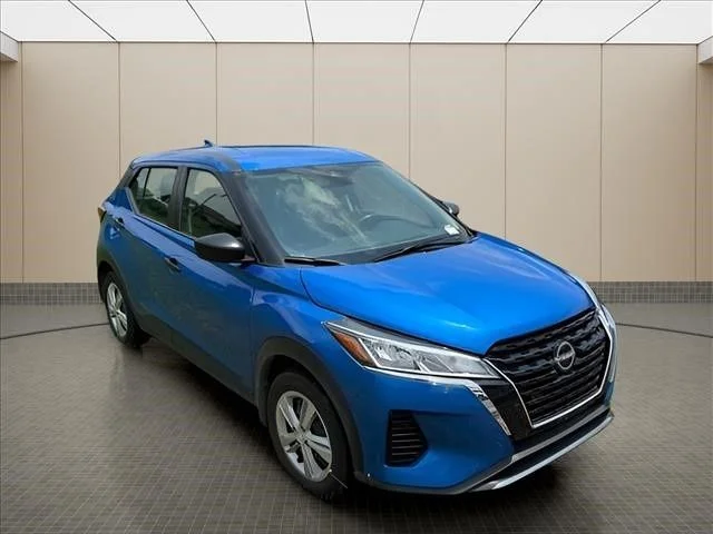 Used 2025 Blue Nissan S image 8