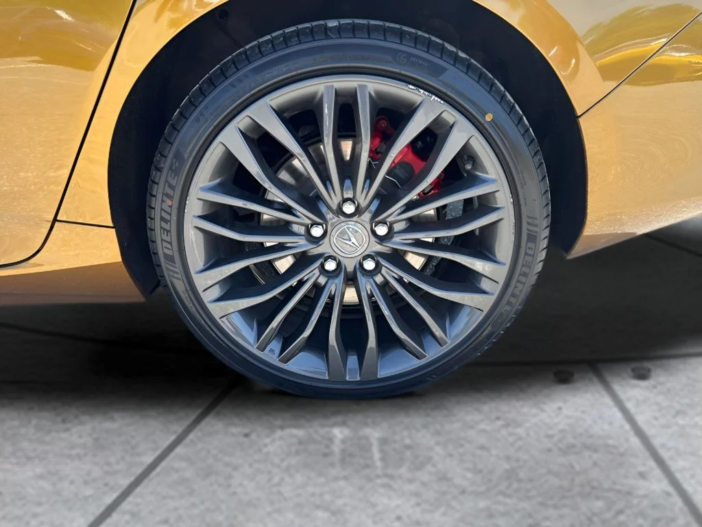 Used 2022 Gold Acura Type S image 34