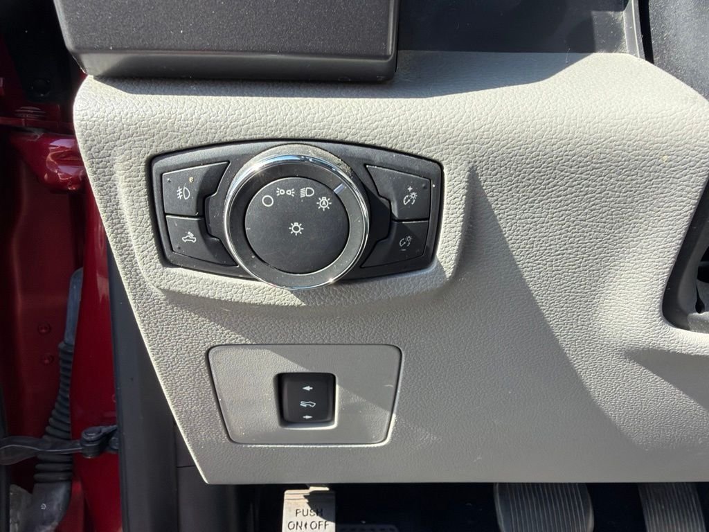 Used 2017 Red Ford XLT image 20