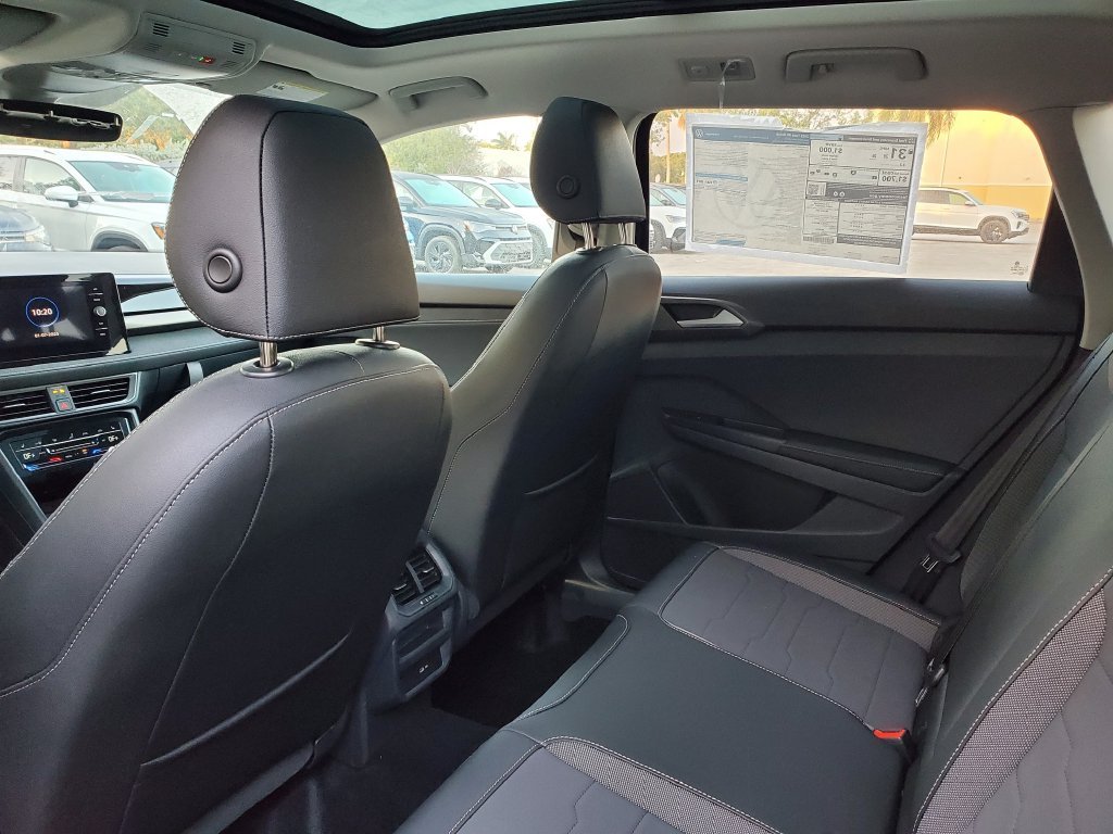 New 2026 Black Volkswagen 1.5T SE Black image 5
