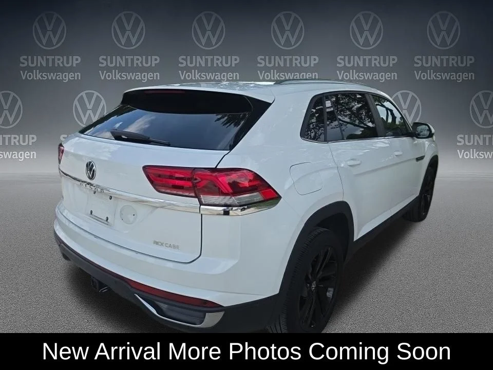 Used 2023 White Volkswagen 3.6L V6 SE w/Technology image 3