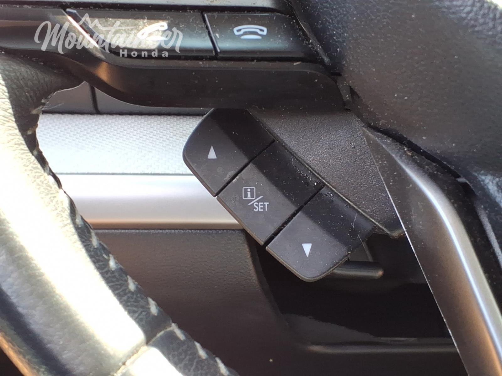 Used 2019 Magnetite Gray Metallic Subaru Premium image 37