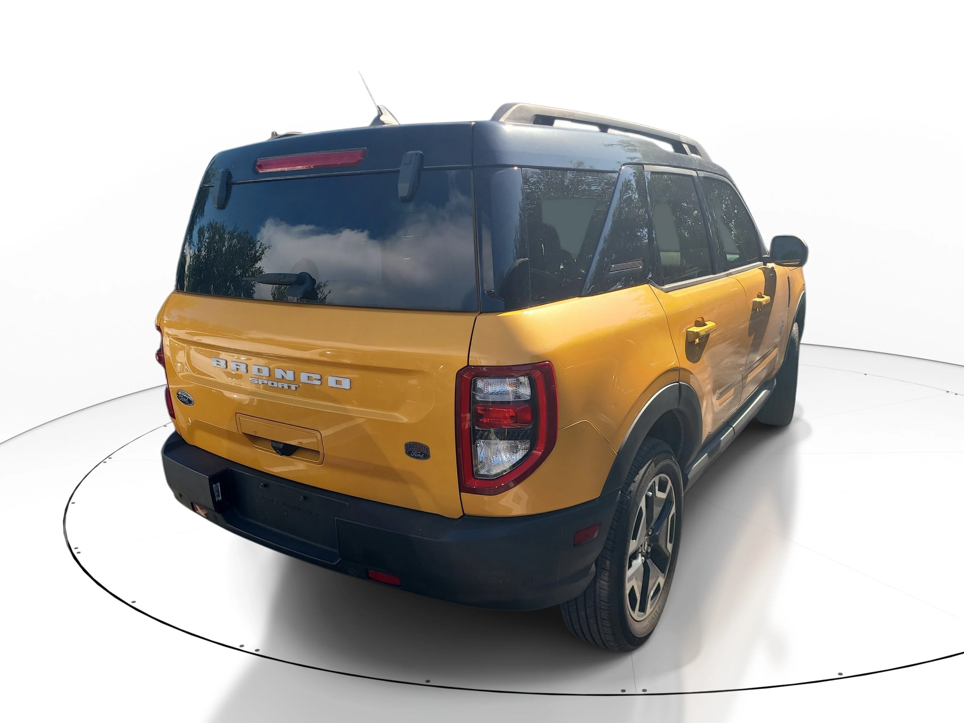 Used 2022  Ford Outer Banks image 9